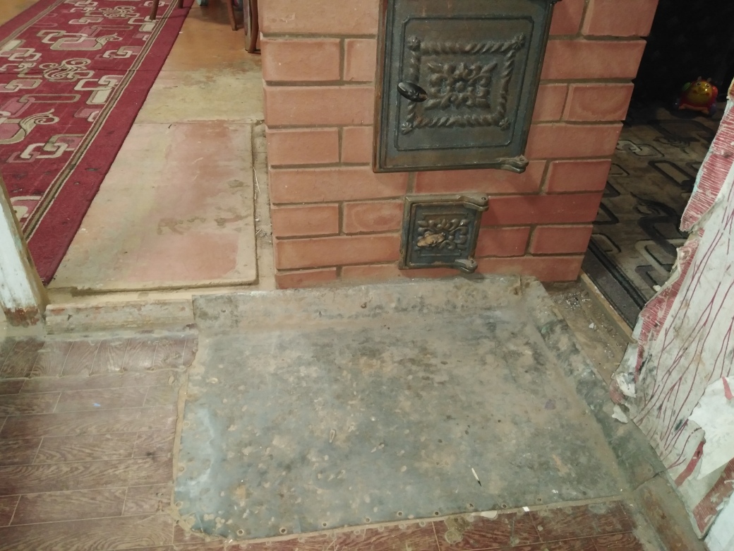 "Спасибо фонду за уют": еще одна семья встретит Новый год в тепле