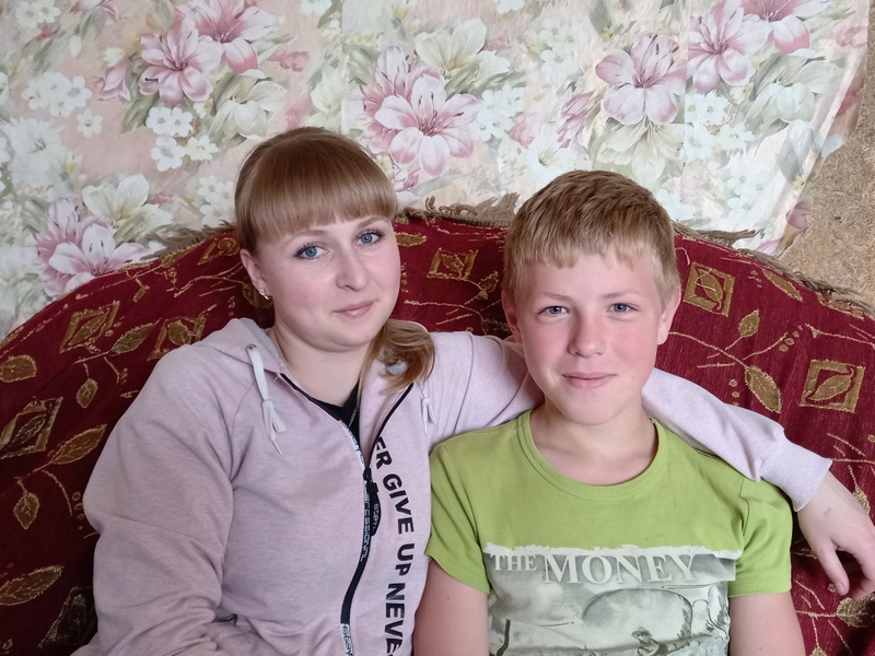 Проблем с водой больше нет: "Константа" помогает брату и сестре