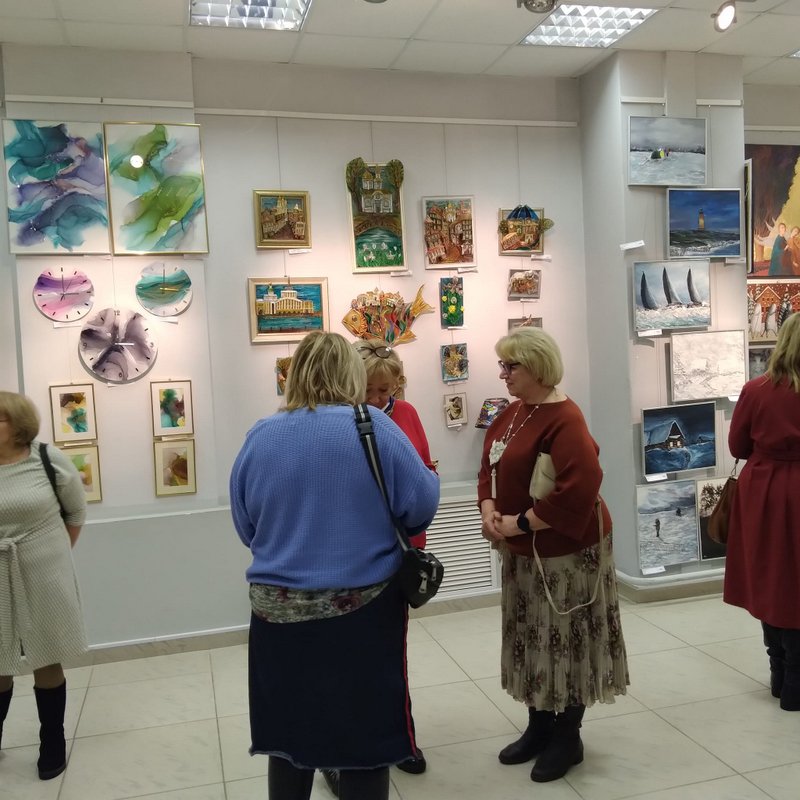 На "Перекрестке" в Твери фонд "Константа" совершил "Арт-Прорыв"