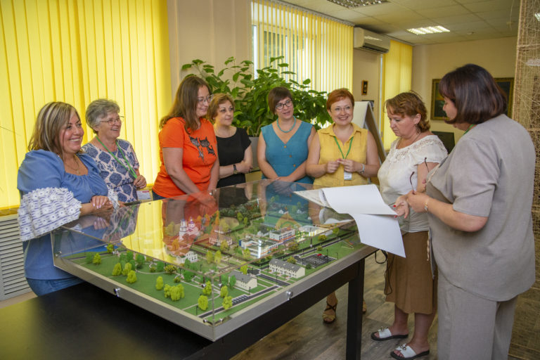 Сотрудники фонда "Константа" поделились опытом с калужскими коллегами